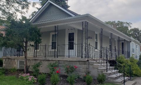 Primary Photo - 244 Oak St