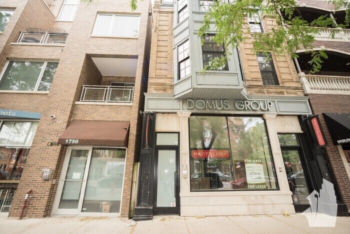 Primary Photo - 1746 W Division St