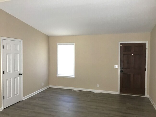 Foto del edificio - Move-In Ready 3 Bedroom 2 Bath Home in Ant...