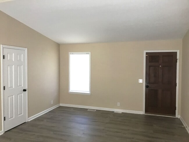 Foto del edificio - Move-In Ready 3 Bedroom 2 Bath Home in Antioch!