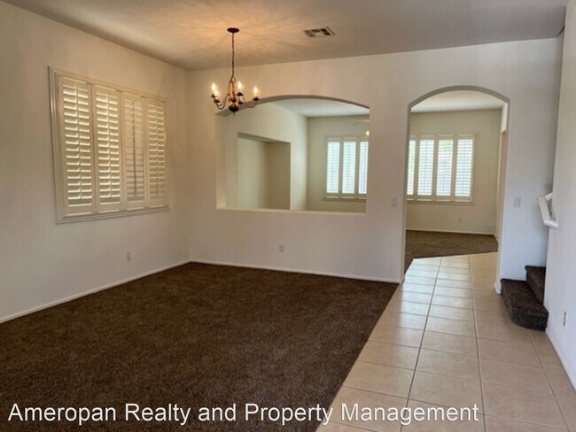 Foto del edificio - 4 br, 2.5 bath House - 9329 Thunder Falls Ct