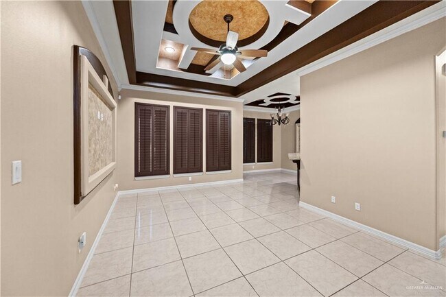 Foto del edificio - 3211 Amethyst Ave