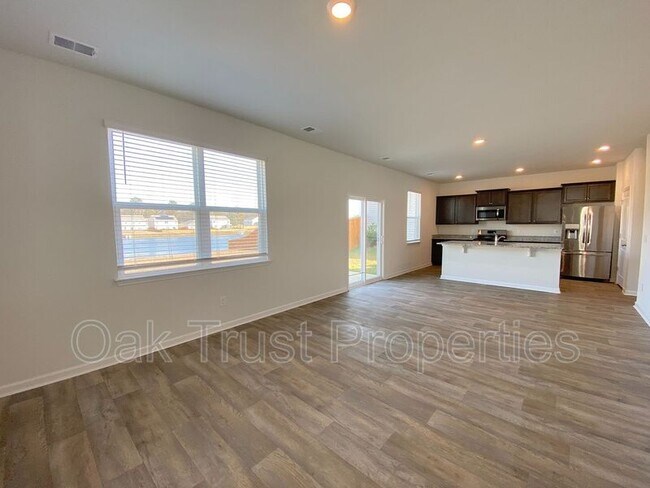 Foto del edificio - 9703 Roseberry St