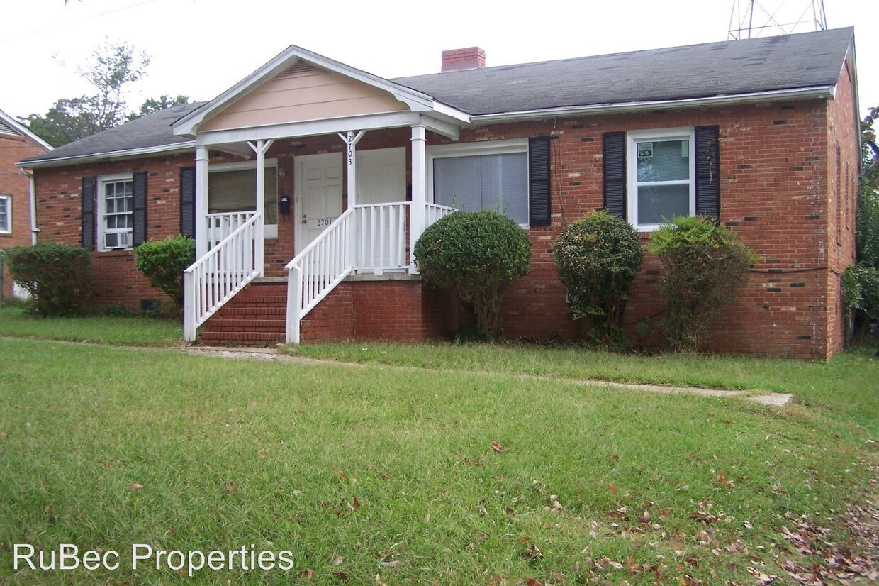 Primary Photo - 2703 Watson Dr