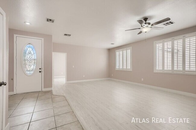 Building Photo - 4609 N Sergeant Ct