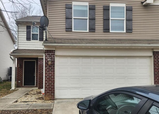 Photo - 1204 Topp Creek Dr House