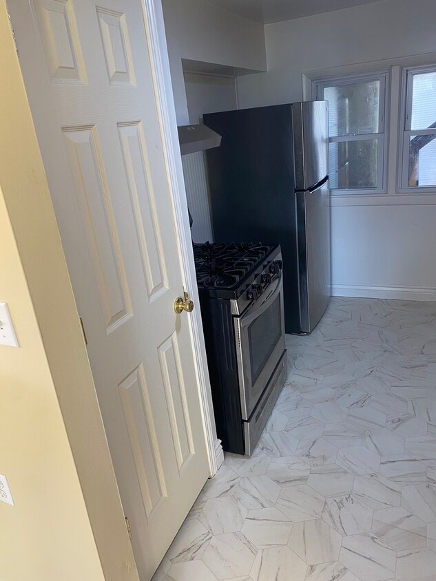 Primary Photo - 9 High St