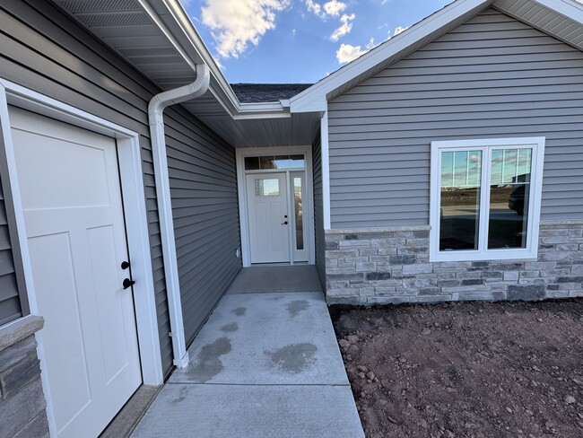 Building Photo - 403 Founders Way