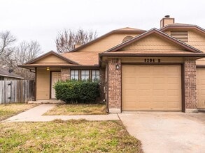 Building Photo - 9204 Sedgemoor Trail