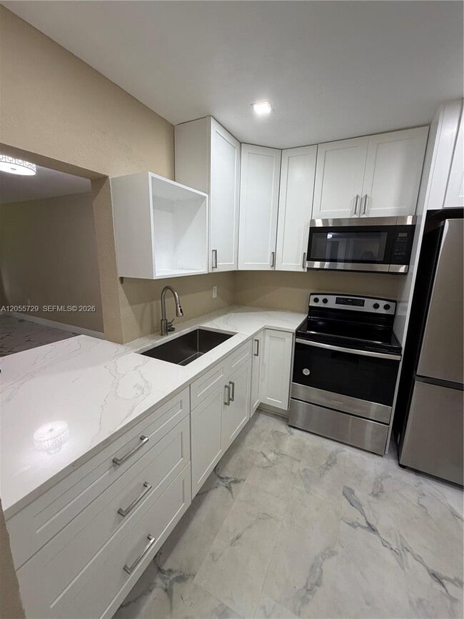 Building Photo - 6720 Arbor Dr