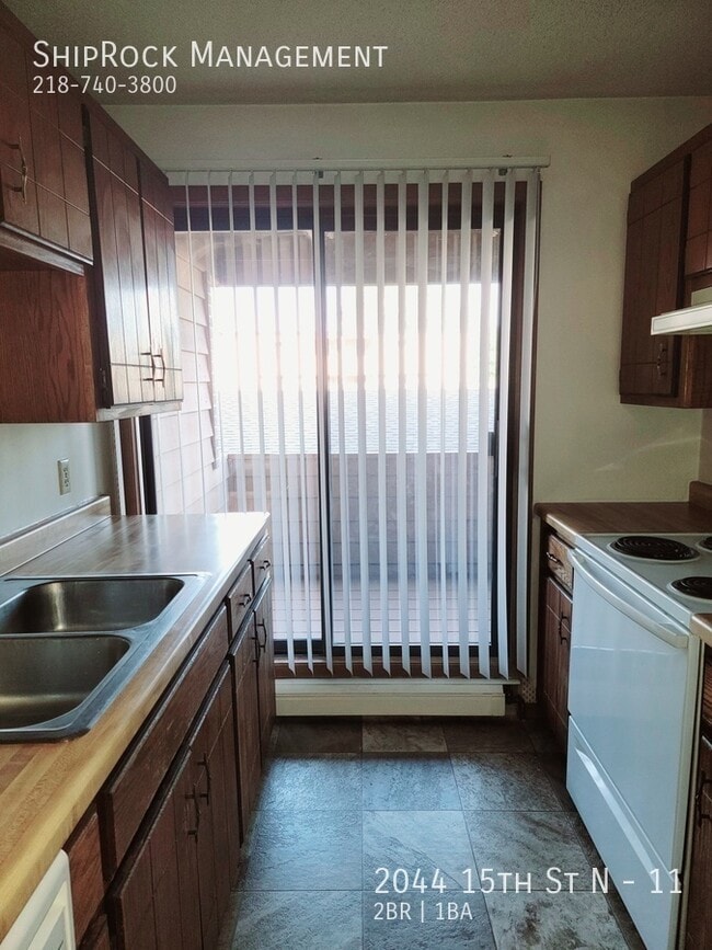 Foto del edificio - 2044 15th St N