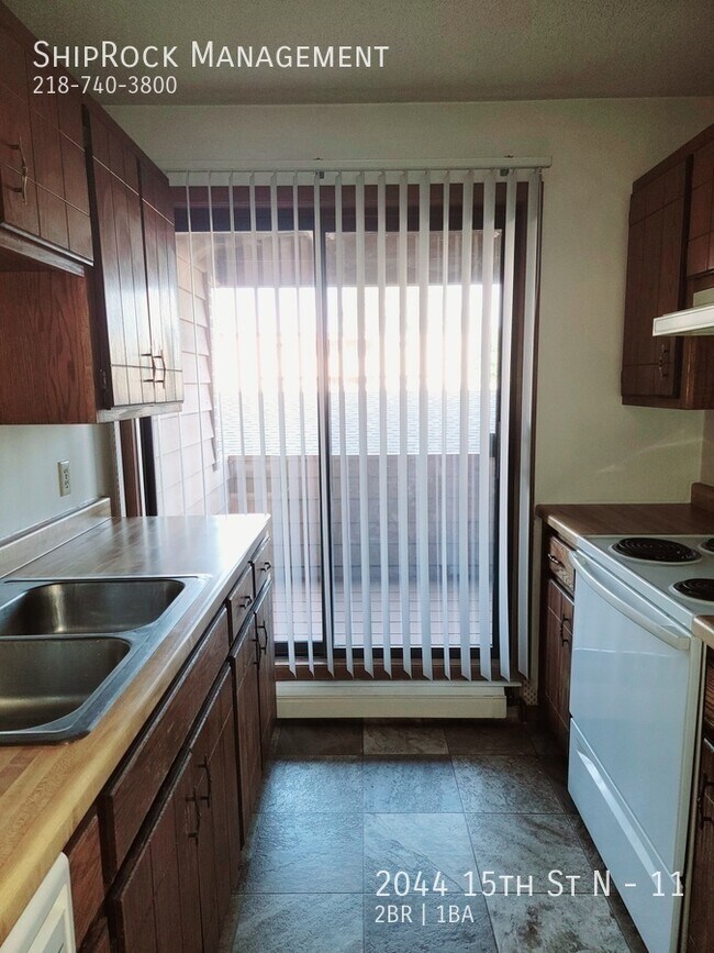 Building Photo - 2044 15th St N