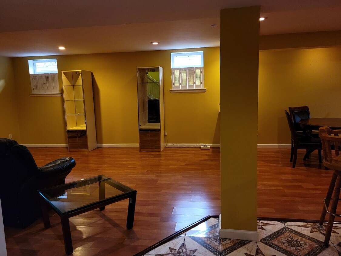 12205 Torrey Pines Ter, Beltsville, MD 20705 House Rental in