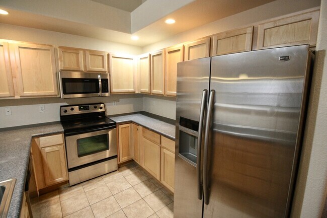 Foto del edificio - 5800 N Tower Dr