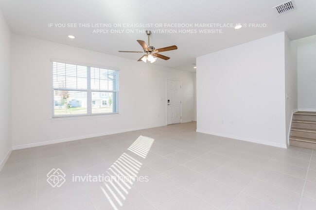 Foto del edificio - 6126 Whispering Gln Dr