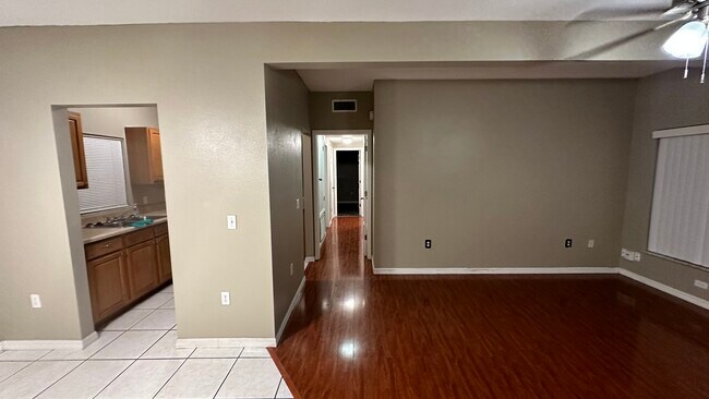 Foto del edificio - 203 Fairmont Dr