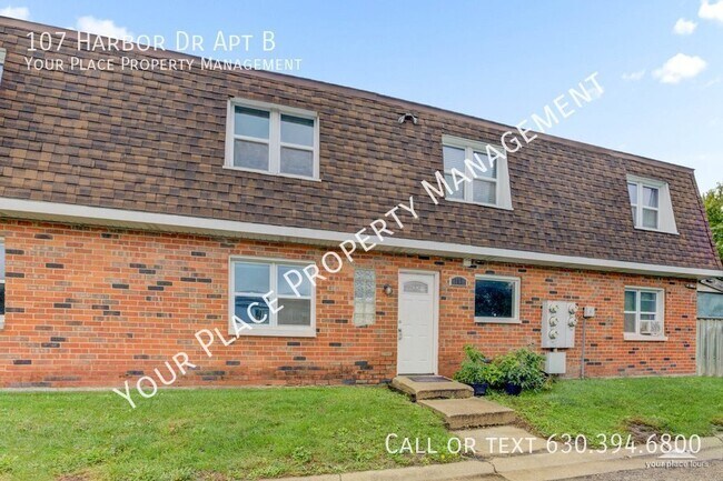 Foto del edificio - Beautifully updated 2BR, 1BA in Pelican Cove!