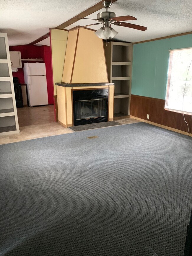 Foto del edificio - Coming soon 2 Bedroom 2 Bath Pet friendly ...