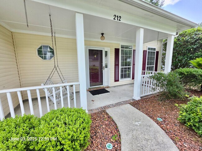 Foto del edificio - Thoughtfully updated 3 bedroom in Summervi...