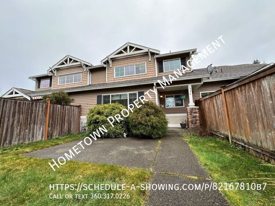 Primary Photo - Beautiful 2 Bedroom 2.5 Bathrooms In Grass...