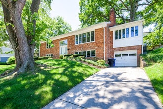 Building Photo - 3920 N Woodstock St