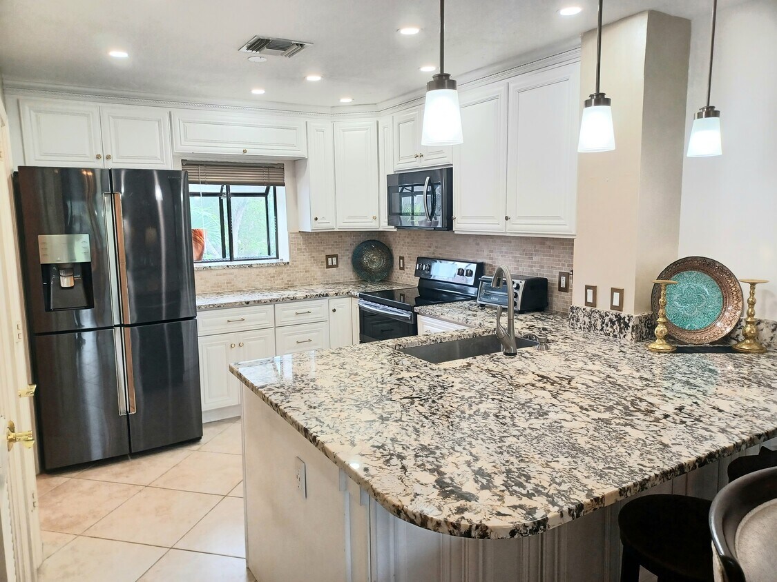 1537 Oyster Catcher Point Unit 1537, Naples, FL 34105 Condo for Rent in Naples, FL