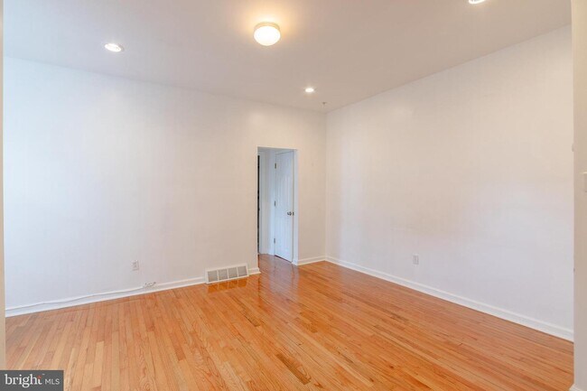 Foto del edificio - 730 S 19th St