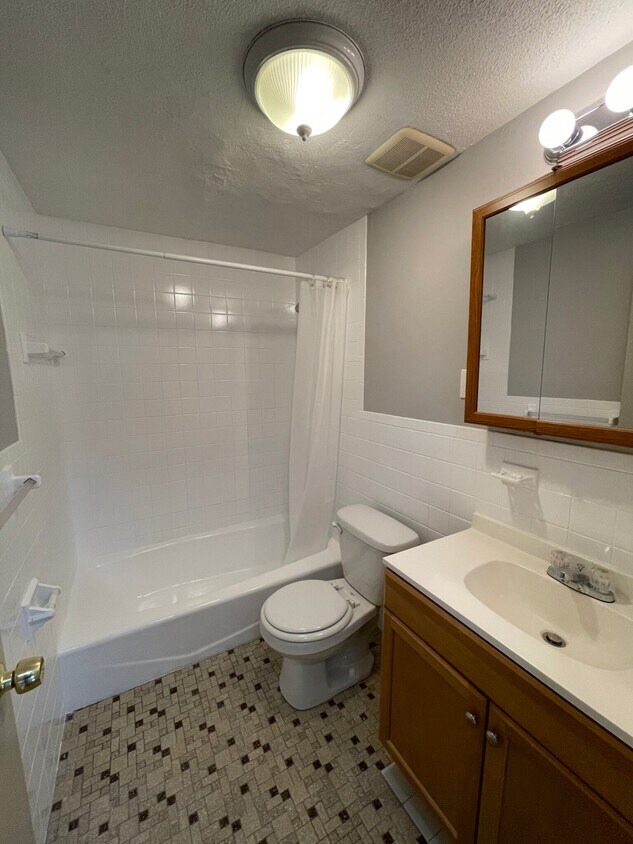 17 Aldersey St Unit 1, Somerville, MA 02143 Apartments in Somerville