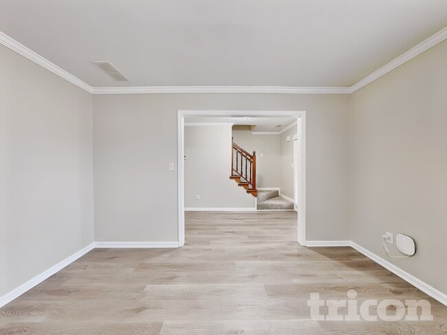 Building Photo - 1503 Elena Dr