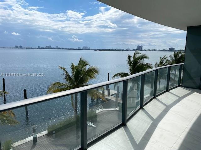 3131 NE 7th Ave Unit 302 photo'