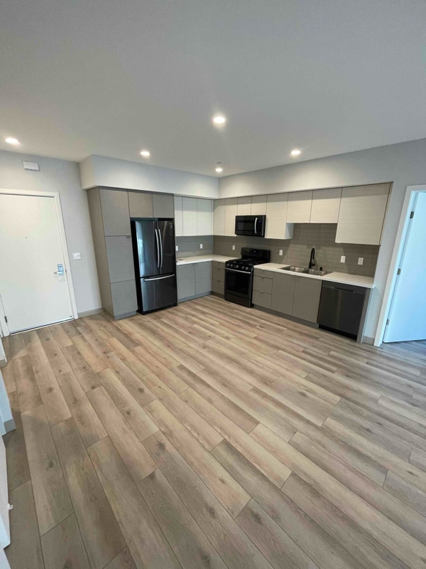 Photo - 10925 Hartsook St (Los Angeles, CA) House