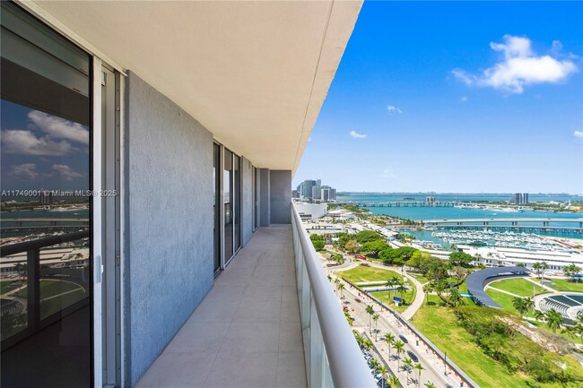 Foto del edificio - 50 Biscayne Blvd