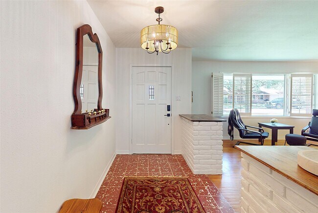 Foto del edificio - 4826 Waynesboro Dr