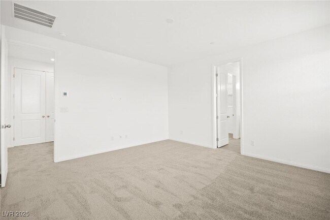 Building Photo - 10140 Glen Aulin St