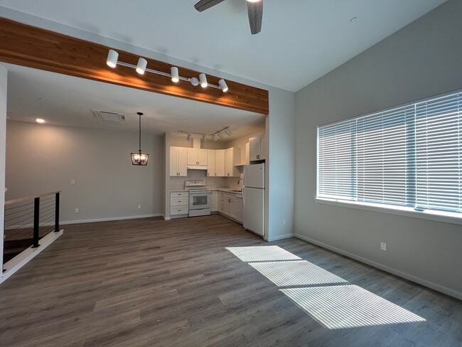 Foto del edificio - 15606 9th Ave SW