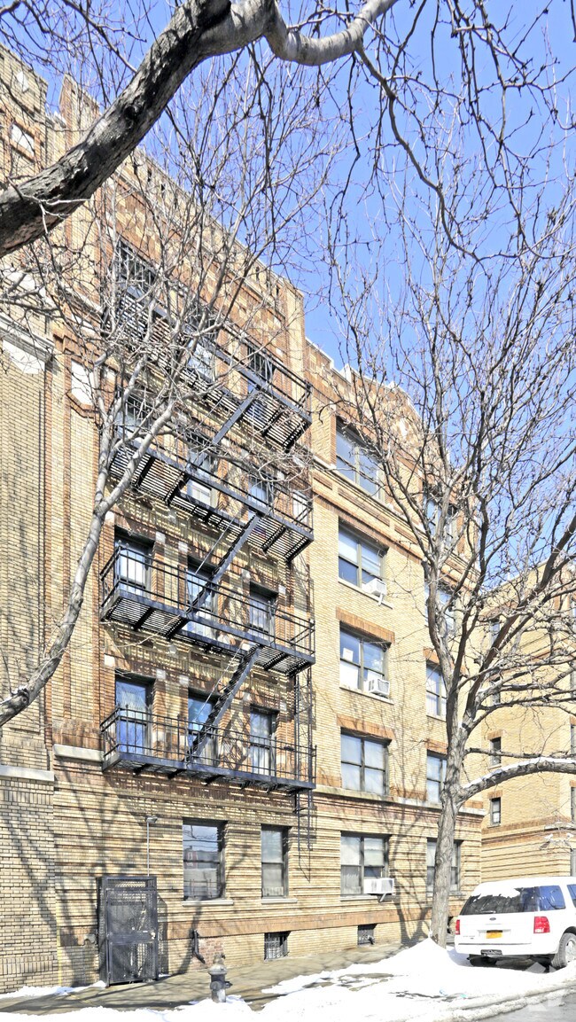 Building Photo - 36-52 35th St