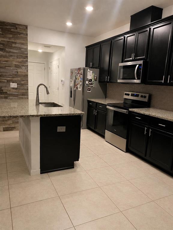 Foto del edificio - 15061 Willow Arbor Cir