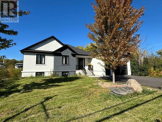 Photo du bâtiment - 1678 Metro Rd N