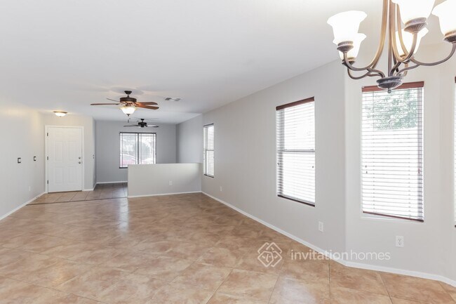 Building Photo - 211 N 152nd Dr