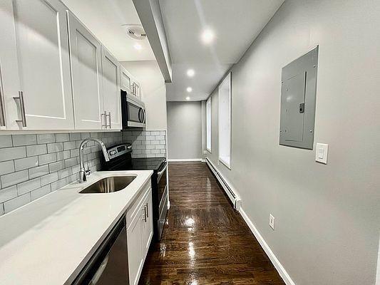 Foto del edificio - 1 bedroom in BRONX NY 10456