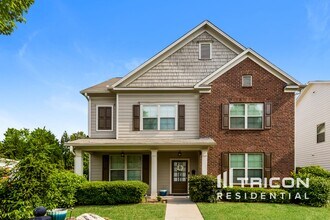 Building Photo - 280 S Village Square