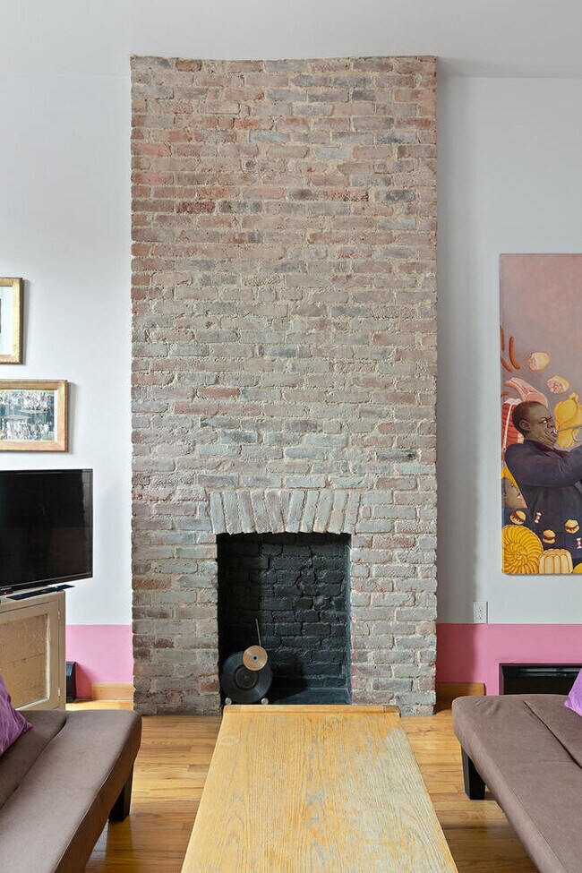 Foto del edificio - 1068 Halsey St