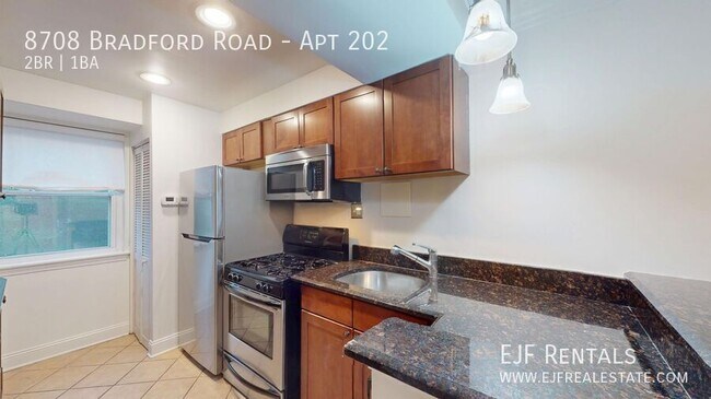 Foto del edificio - 8708 Bradford Rd