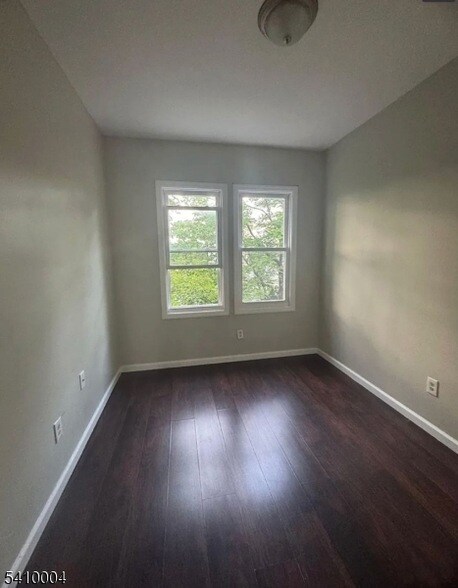 Foto del edificio - 399 16th Ave