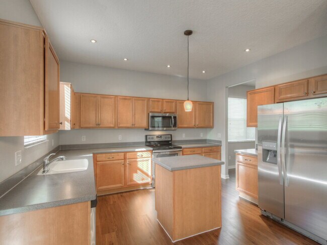 Building Photo - 3813 Pyrite Dr