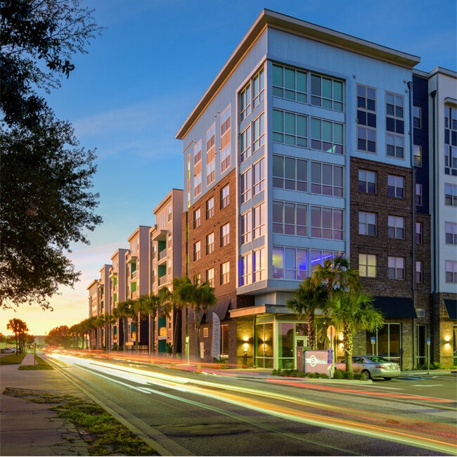 Building Photo - The Standard at Tampa