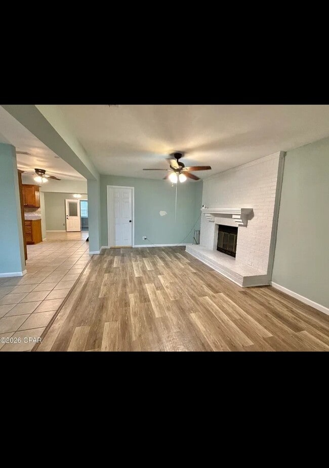 Foto del edificio - 1418 Iowa Ave