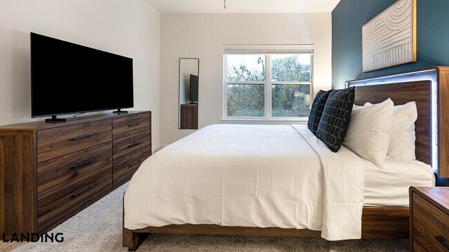 Foto del edificio - 12700 Ridgeline Blvd