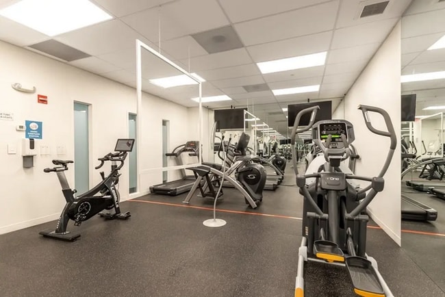 Foto del edificio - Modern Rental Unit in Prime West End / North Station Location