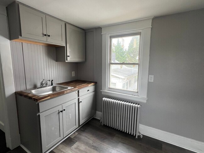 Foto del edificio - 4509 Ritchie Hwy